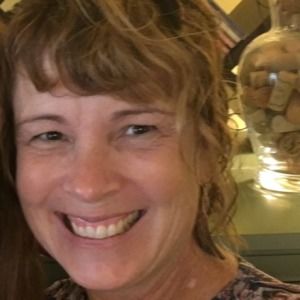Meet your Posher, Laurie